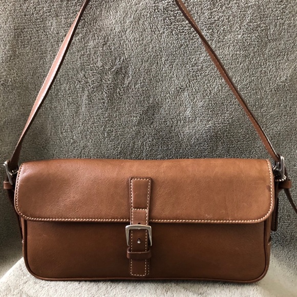 Coach Handbags - 🔥SALE🔥 Authentic Vintage Coach Hampton Baguette
